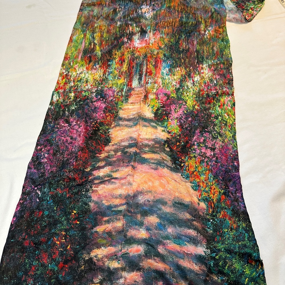 Silk scarf with pattern of French Garden
